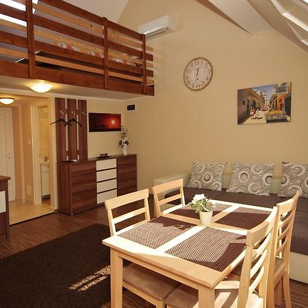 Gyulai Brill Apartman Екстер'єр фото