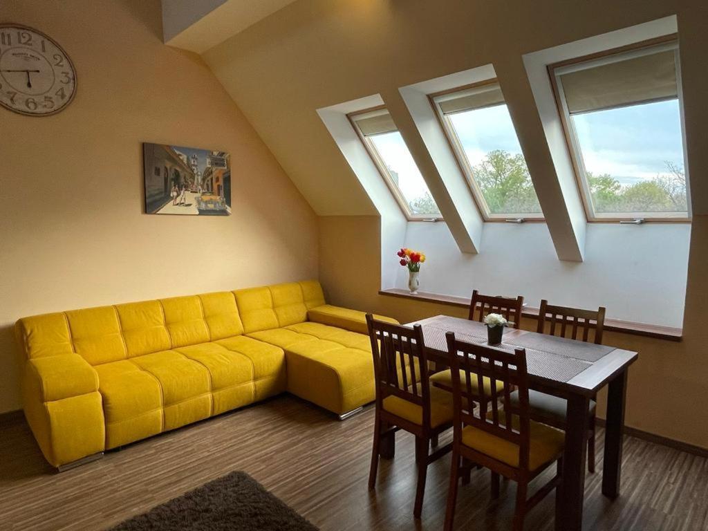 Gyulai Brill Apartman Екстер'єр фото
