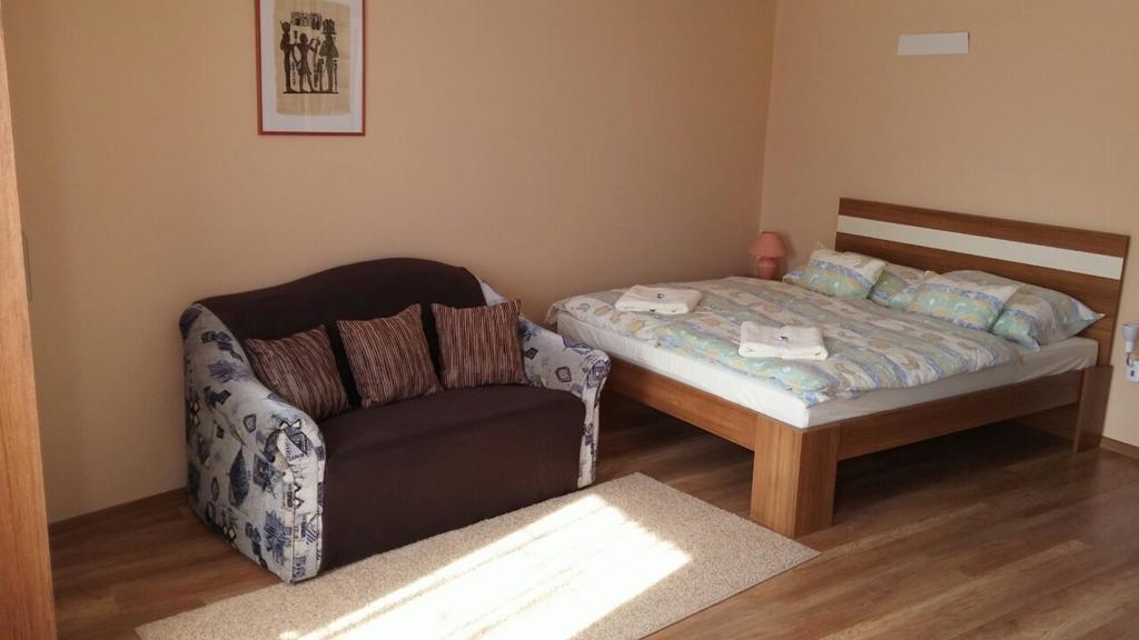 Gyulai Brill Apartman Екстер'єр фото